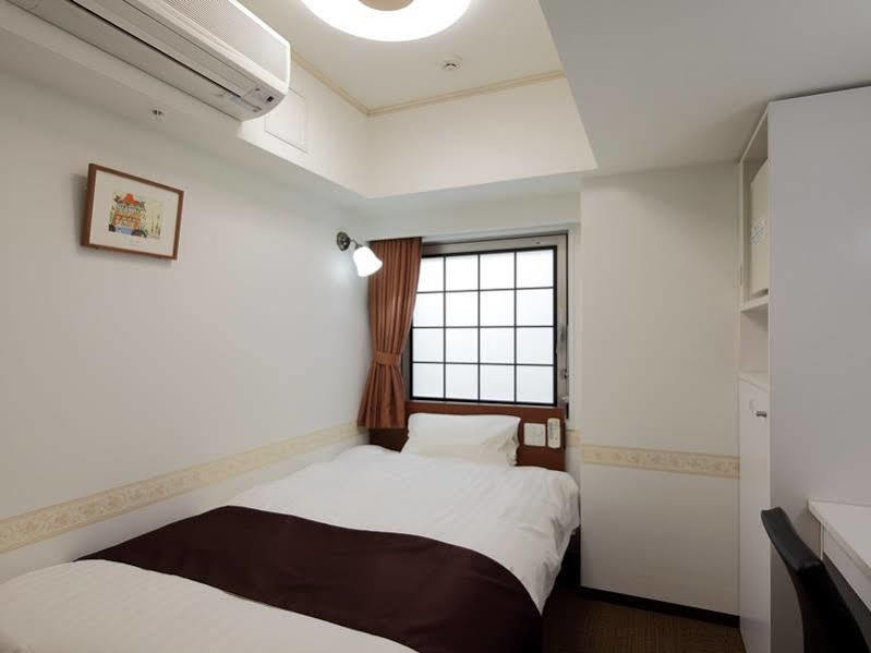 Hotel Check In Shijokarasuma Quioto